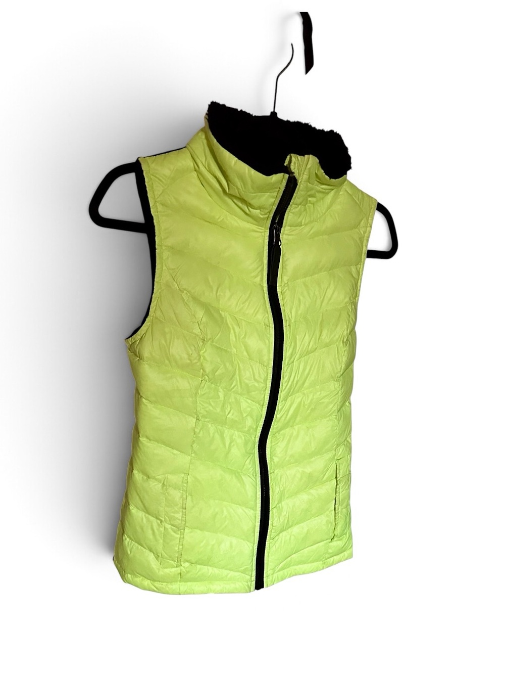Calvin Klein Performance Lightweight Quilted Vest with Sherpa Collar